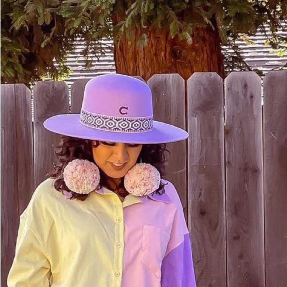 Lavender Charlie 1 Horse Hat in perfect condition